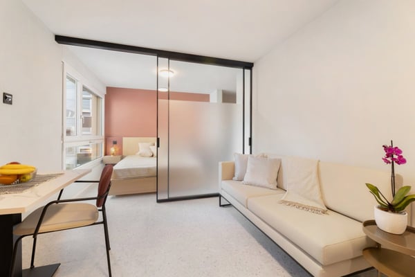 Neu renoviert an bester Lage 1