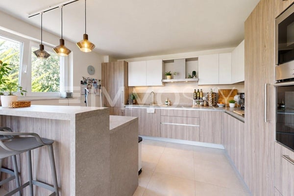 Lausanne : 4.5 pièces avec grand balcon et vue sur la forêt 3