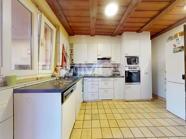 RÉSERVÉE - Ferme à rénover aux volumes exceptionnels 4