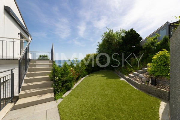 Exklusives Wohnen mit Fernblick zwischen Himmel und Wasser 2