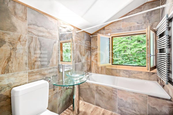 Charme, vue et authenticité, maison individuelle d'env. 200 m² 8