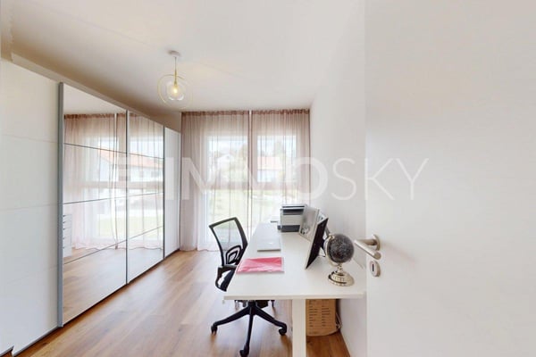 Duplex familial proche de toutes les commodités 7
