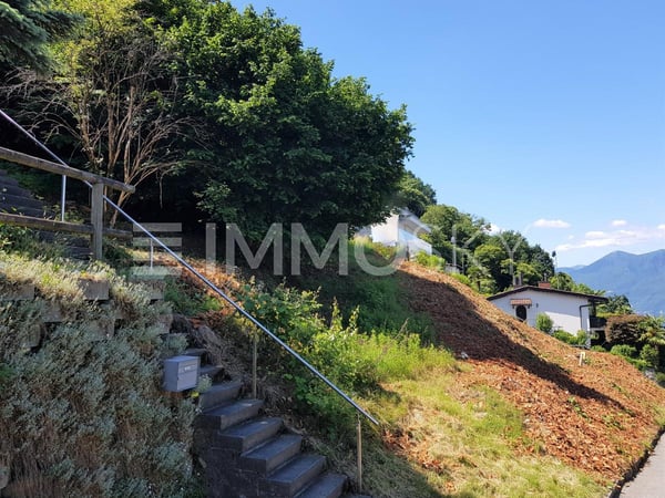 Costruisci la tua casa con vista stupenda 3