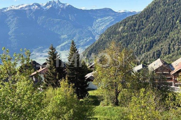 Exclusivité : Vis-à-vis du centre Thermal 6