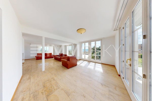 Au coeur de Mont-sur-Rolle : Maison d'exception 6