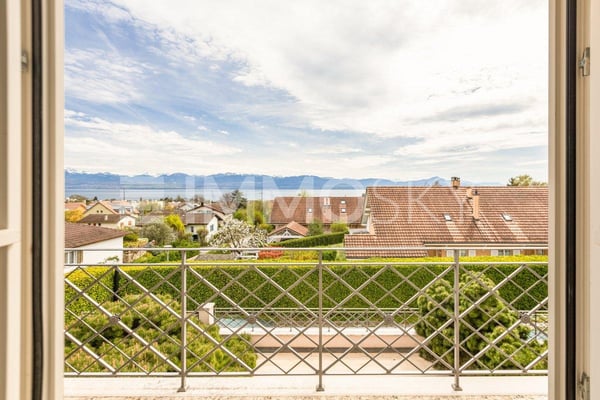 Au coeur de Mont-sur-Rolle : Maison d'exception 3