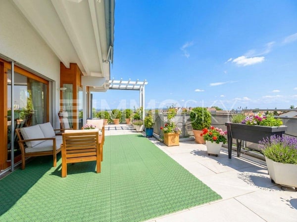 Ein Logenplatz über den Dächern-Penthouse mit grosser Terrasse 7