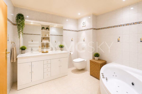 Pour investisseurs : Immeuble à 5 min. de Chavornay (REN. env. 4.29%) 7