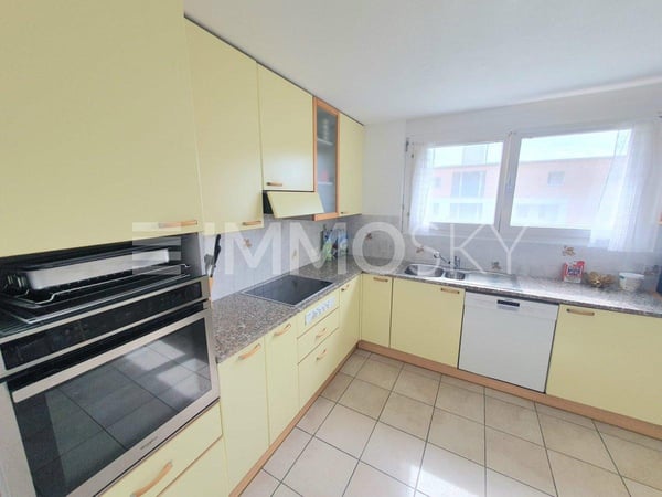 Elegante casa ad Arzo, a due passi dal confine italiano 7
