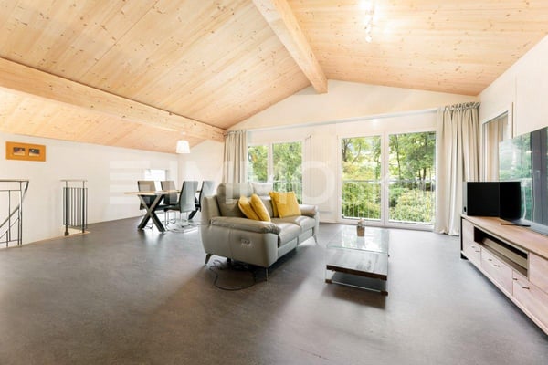 Liebhaberhaus mit Garten, Wellnessbereich und viel Raum für Ihre Ideen 2