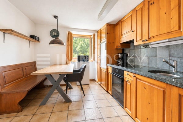 Charaktervolles 3-Familienhaus mit viel Gestaltungsspielraum 2