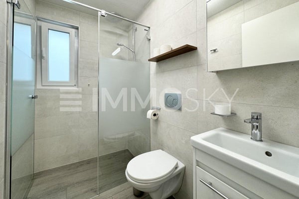 Spacieuse villa individuelle moderne avec matériaux de qualité 7
