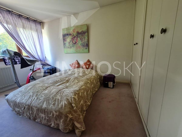 Opportunité unique: spacieux T1 de caractère au pied de la douane ! 7