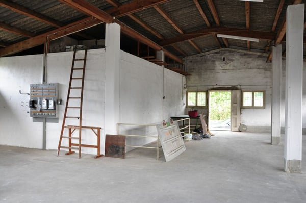 Grosszügiger Lager- oder Hobbyraum 250m2 mit Laderampe und 4 Parkplätzen 4