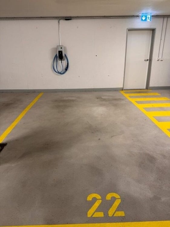 Moderne Dachmaisonette mit Einfamilienhaus-Charakter - bankengeprüft 25