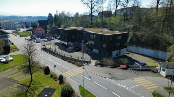 Moderner Gewerberaum mit 72 m² Fläche und 42 m² Empfangsbereich und Küche im markanten GWAND in Merenschwand 17
