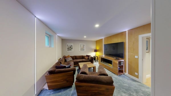 Classic Contemporary Living - Stilvolles 2.5-Zimmer-Einfamilienhaus mit Privatgarten, Swimspa & Smart Home in Veltheim 20