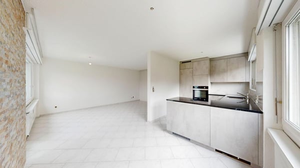 Modernisierte 1.5-Zimmer-Wohnung in grüner Lage - sofort bezugsbereit 2