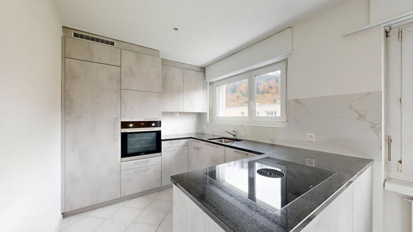 Modernisierte 1.5-Zimmer-Wohnung in grüner Lage - sofort bezugsbereit 1