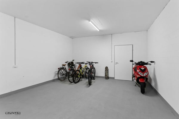 Moderne Dachmaisonette mit Einfamilienhaus-Charakter - bankengeprüft 24