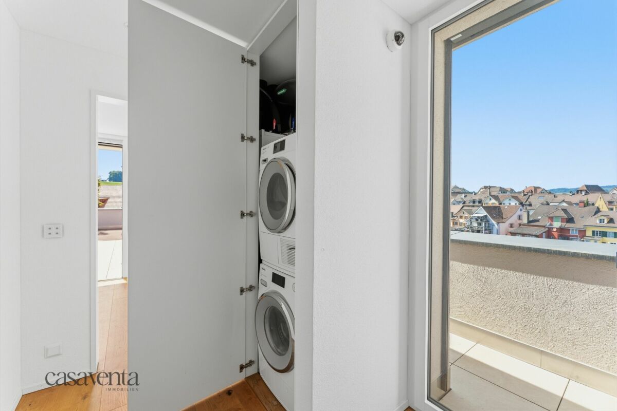 BANKENGEPRÜFT BESTÄTIGT Exklusive Attikawohnung mit traumhafter Aussicht über die Altstadt von Beromünster