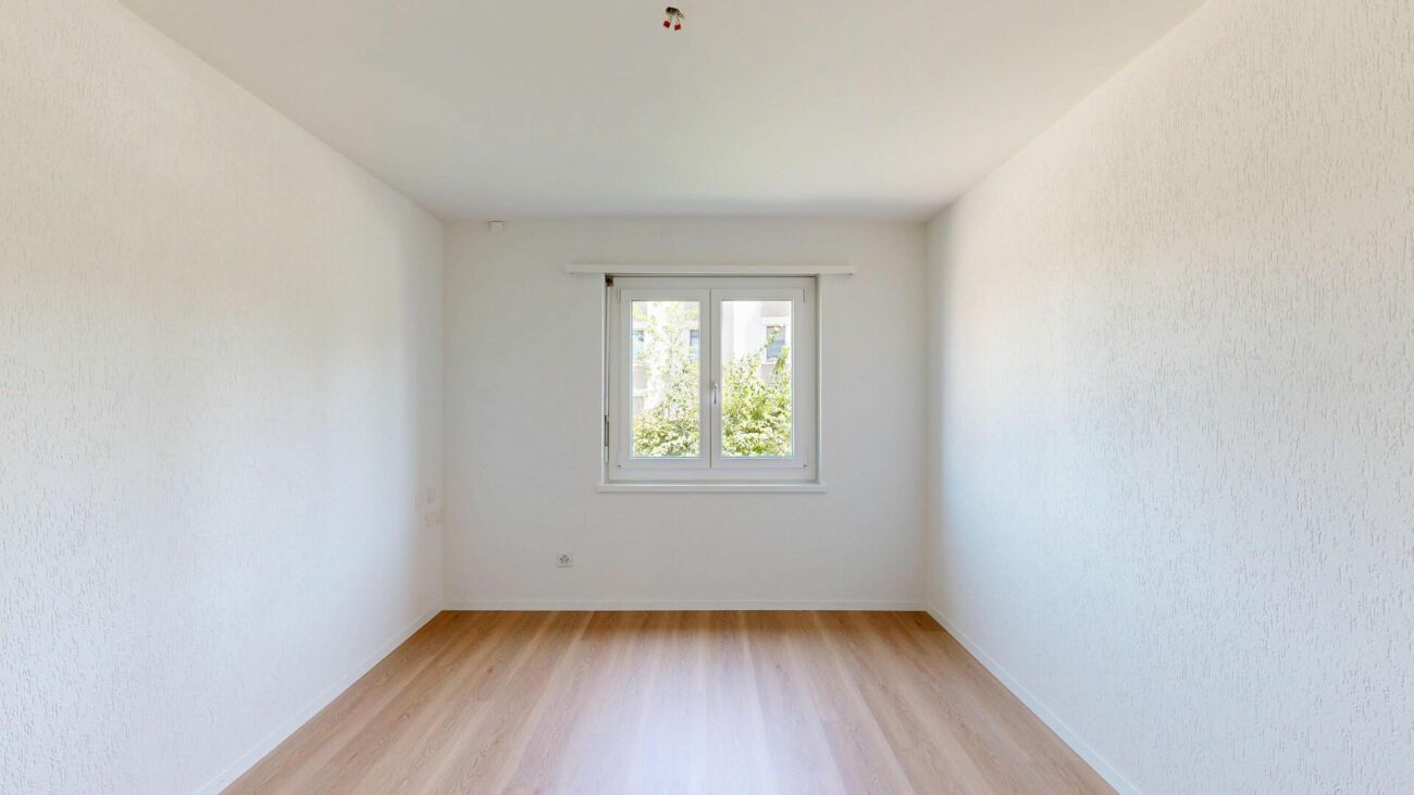 Grosszügige und helle 4.5 Zimmerwohnung mit beheiztem Wintergarten - Erstbezug nach liebevoller Gesamtüberholung