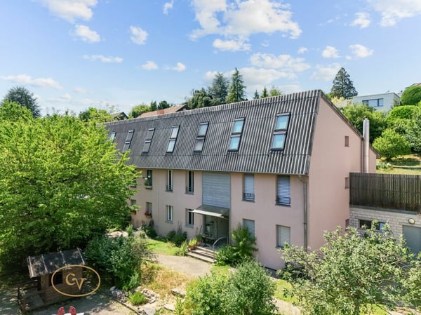 Einfamilienhaus-Feeling auf drei Etagen - Ihr Familienparadies im Grünen