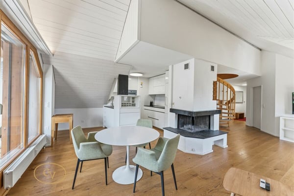 Sonnige Maisonettewohnung mit Charme im Herzen von Sins 8