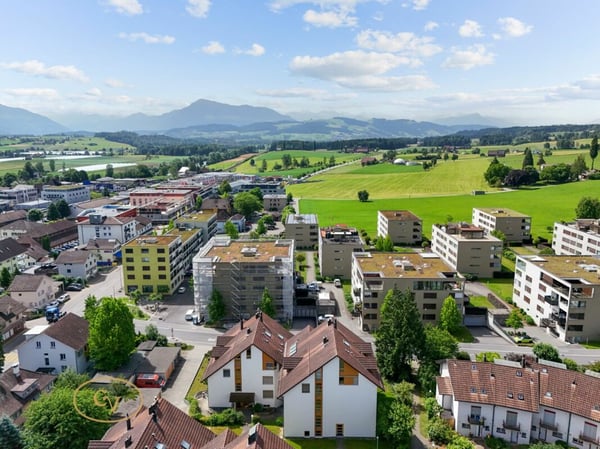 Sonnige Maisonettewohnung mit Charme im Herzen von Sins 31