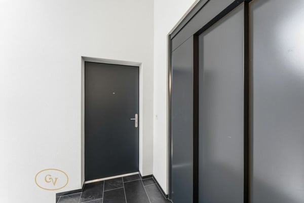 Lichtdurchflutete Maisonette-Wohnung mit Galerie, Weitblick und Abendsonne 12