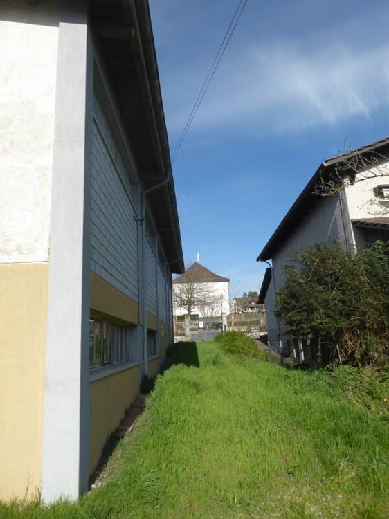 Viel Platz für Ihr Lager oder Hobby : 170 m² an zentraler Lage in Glattfelden zu vermieten 3