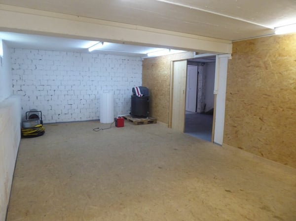 Viel Platz für Ihr Lager oder Hobby : 170 m² an zentraler Lage in Glattfelden zu vermieten 12