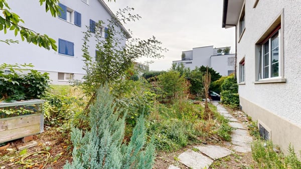 Familienfreundliches 7-Zimmer-Einfamilienhaus mit grosszügigem Umschwung 27