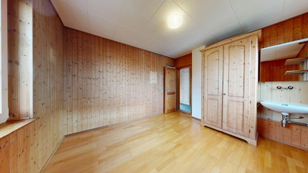 Familienfreundliches 7-Zimmer-Einfamilienhaus mit grosszügigem Umschwung 13