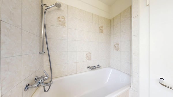 Familienfreundliches 7-Zimmer-Einfamilienhaus mit grosszügigem Umschwung 12