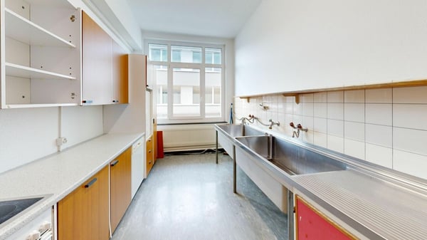 Zwei attraktive Mietobjekte für Büro, Atelier und Gewerbe 9