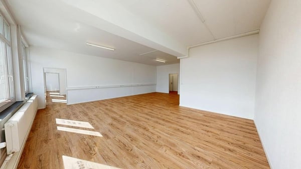 Zwei attraktive Mietobjekte für Büro, Atelier und Gewerbe 5