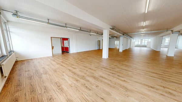 Grosszügige Gewerbeflächen mit vielseitigen Nutzungsmöglichkeiten in Basel 11