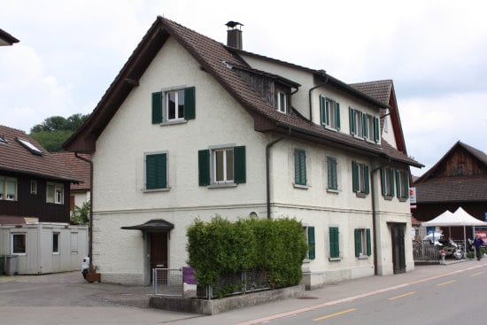 Grosses möbliertes Zimmer ideal für 2 Personen 3