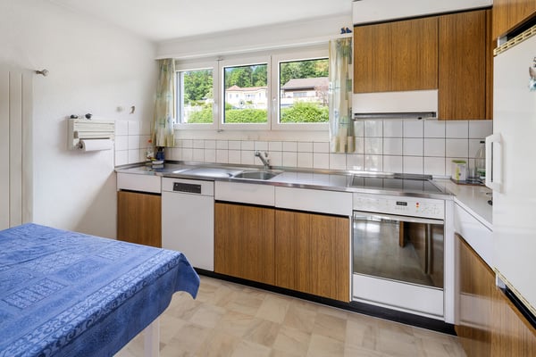 EINFAMILIENHAUS MIT GROSSEM GARTEN UND WEITBLICK IN BEVORZUGTER WOHNLA 5
