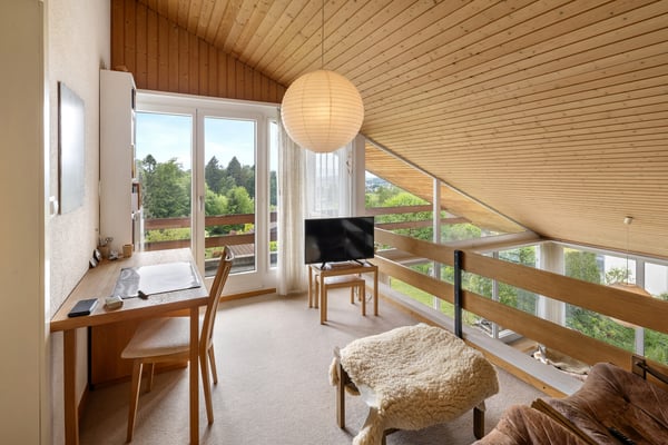 EINFAMILIENHAUS MIT GROSSEM GARTEN UND WEITBLICK IN BEVORZUGTER WOHNLA 11