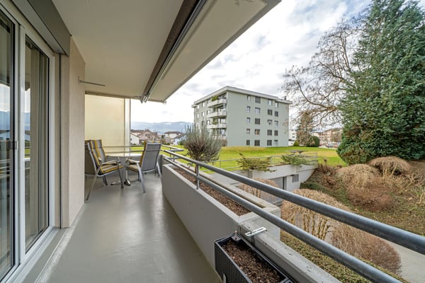 STILVOLLE, RENOVIERTE 3.5-ZIMMER-WOHNUNG IN RAPPERSWIL-JONA 9