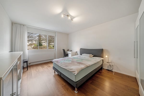 STILVOLLE, RENOVIERTE 3.5-ZIMMER-WOHNUNG IN RAPPERSWIL-JONA 6