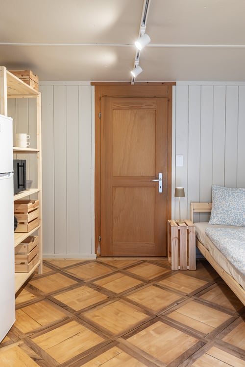 Möblierte 2-Zimmer-Wohnung in Mollis 2