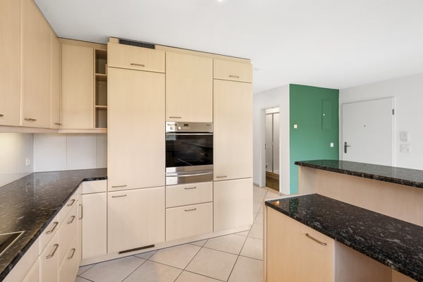 ATTRAKTIVE 4.5-ZIMMER-WOHNUNG MIT TOP-ANBINDUNG 13