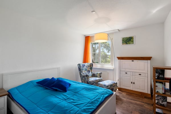 SONNIGE 4.5-ZIMMER-WOHNUNG MIT WEITBLICK INS GRÜNE 8
