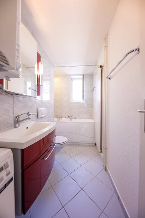 Seltene Gelegenheit: MFH beim Goldbrunnenplatz 7