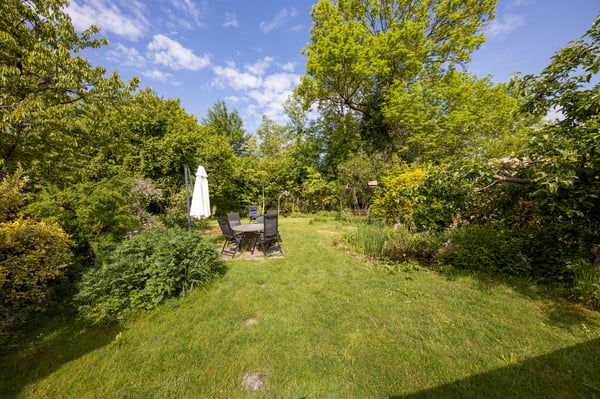 Wohnen im Grünen: 5 ½-Zimmer-Einfamilienhaus mit Wintergarten 2