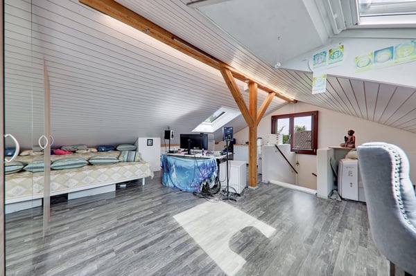 Wohnen im Grünen: 5 ½-Zimmer-Einfamilienhaus mit Wintergarten 10