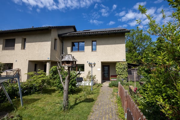 Wohnen im Grünen: 5 ½-Zimmer-Einfamilienhaus mit Wintergarten 14